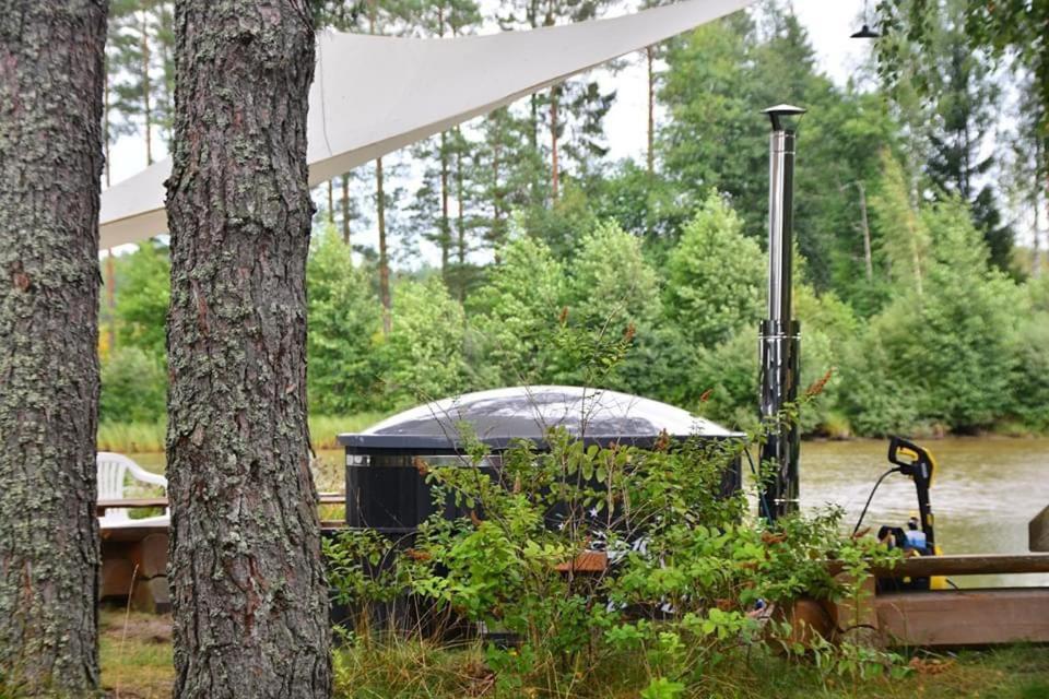 Dragon House In The Tree! Jacuzzi, Sauna ,Cinema,Heated Lici  Eksteriør bilde
